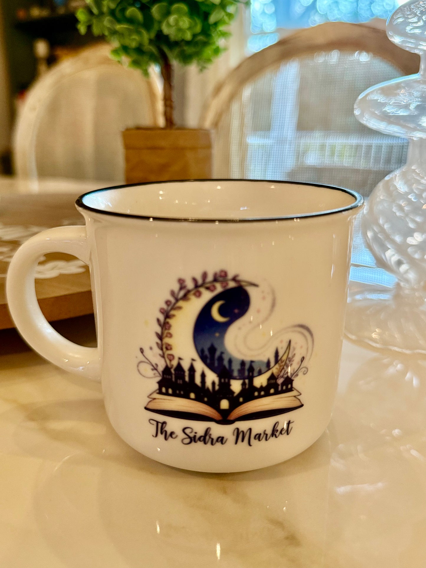The Sidra Market Black Lip Ceramic Camper 13oz. Mug